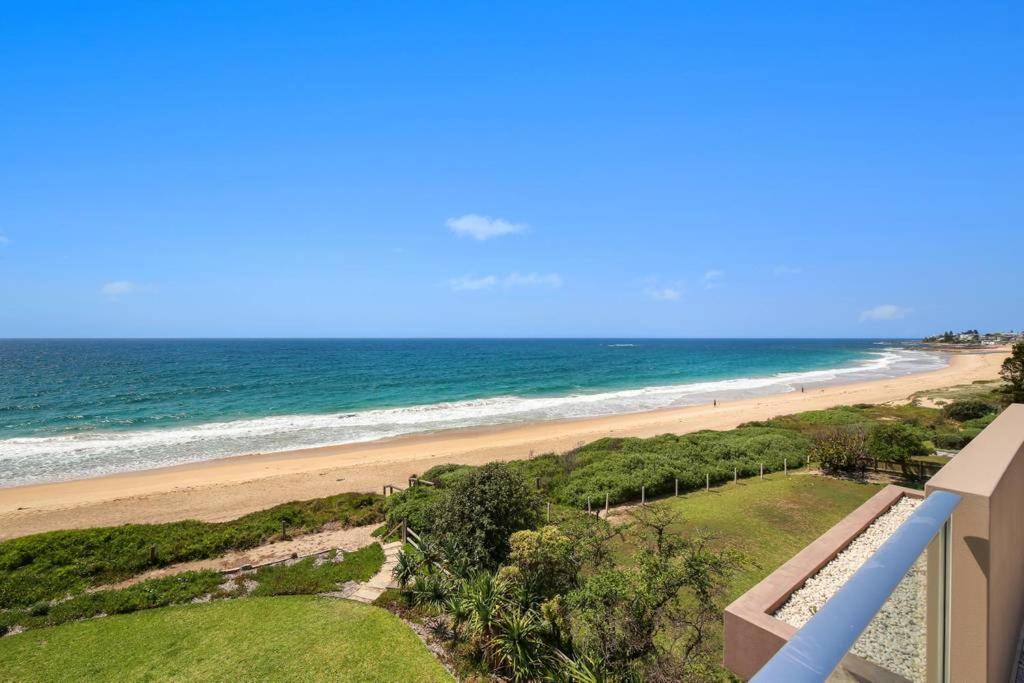 Beach And Ocean Front Penthouse With Wifi And Parking Lägenhet Entrance Exteriör bild